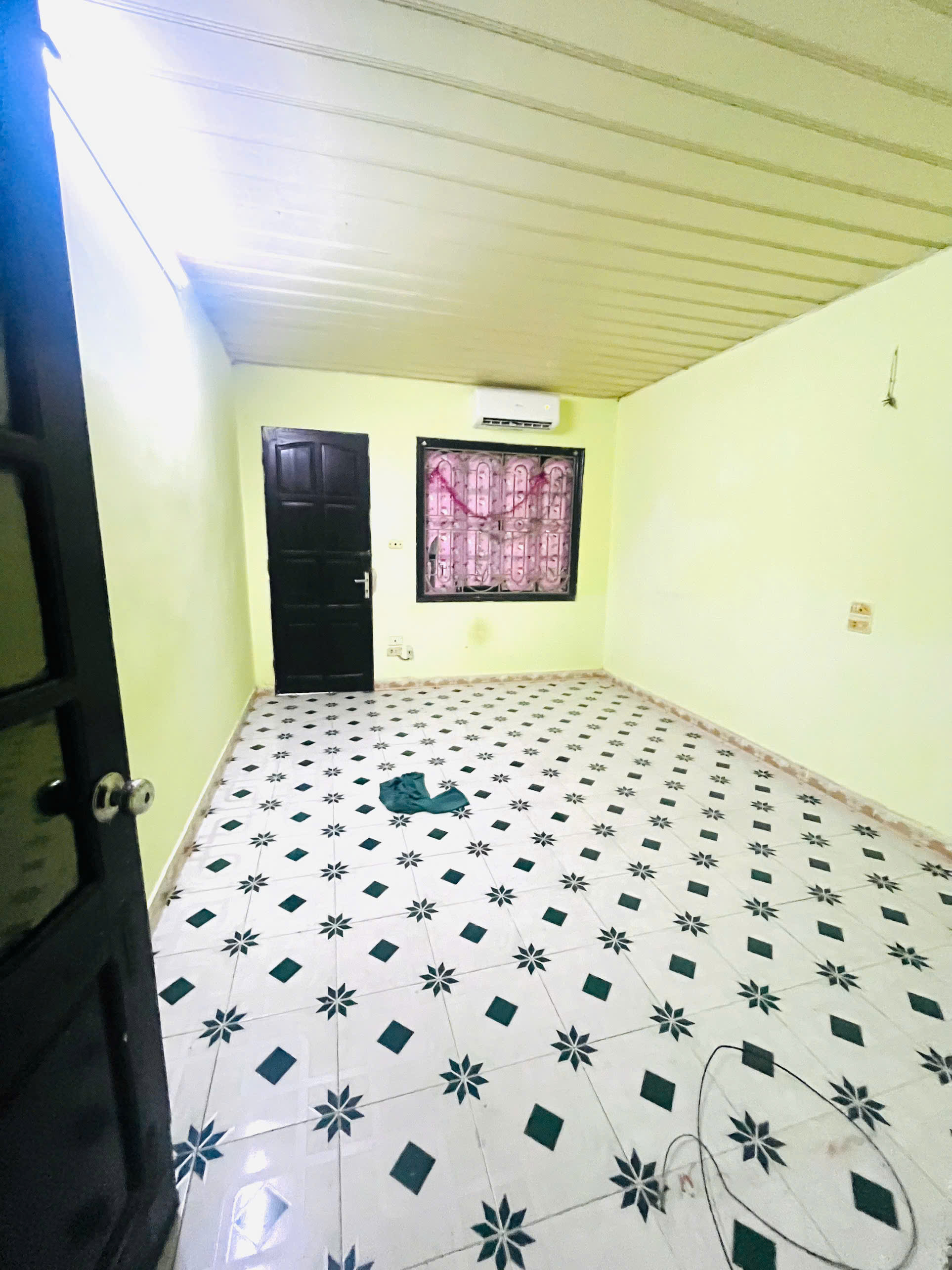 Siêu hiếm, cho thuê nhà nguyên căn tại phố Đại Từ, 35m2 x 3 tầng, 3 ngủ, 8.5 triệu - Ảnh 2